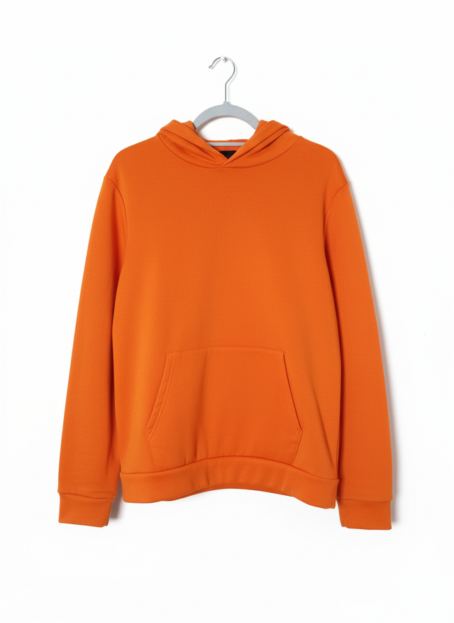 Sudadera naranja con capucha