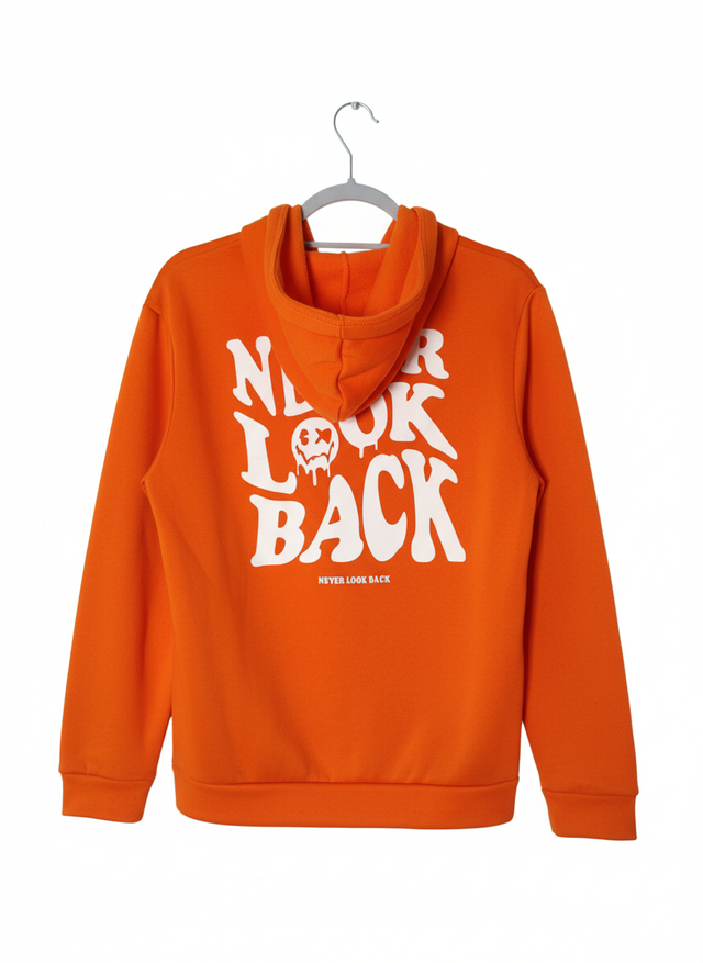 Sudadera naranja con capucha