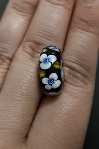 Murano Cristal Flores Abalorio Negro