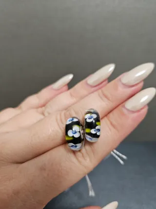 Murano Cristal Flores Abalorio Negro