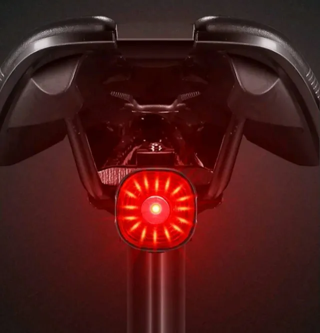 Luce posteriore LED ricaricabile per bici