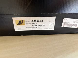 Botines Angari Negros con Flecos