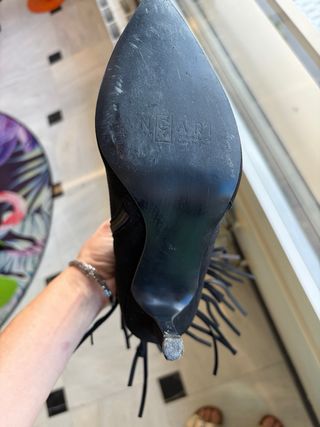 Botines Angari Negros con Flecos