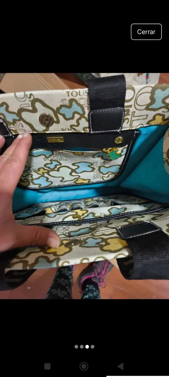 Bolso estampado multicolor en perfecto estado