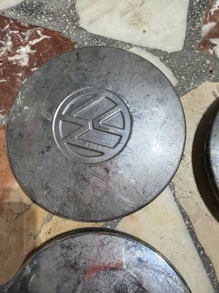 4 Coppe Coprimozzo Volkswagen Golf mk1