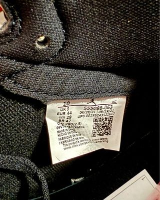 Nike Air Jordan 1 Patent Bred - Talla 44 EU