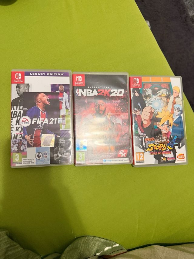 Nintendo Switch Lite + 3 giochi