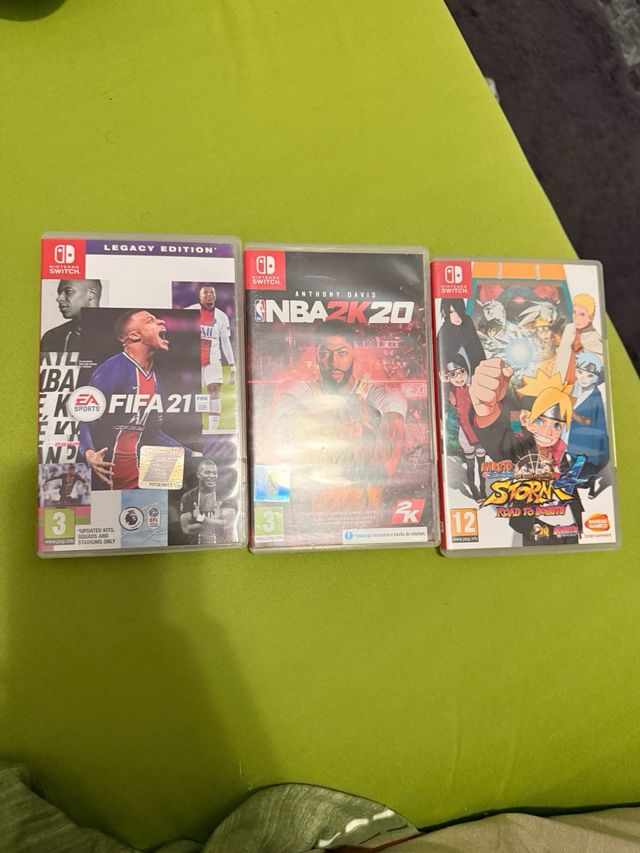 Nintendo Switch Lite + 3 giochi