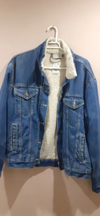 Cazadora vaquera Bershka forrada