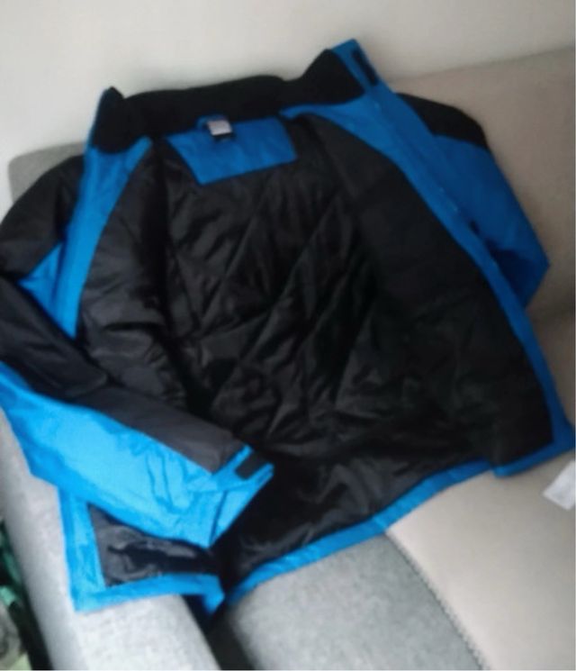 Chaqueta chico azul y negro