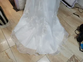 Vestido de Novia Blanco con Encaje y Lentejuelas