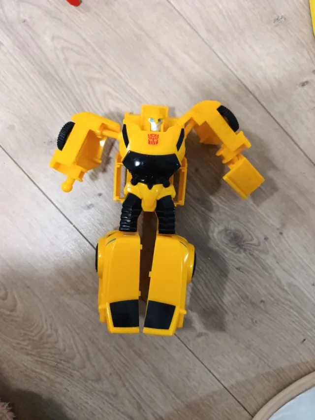 Lote di vari giocattoli