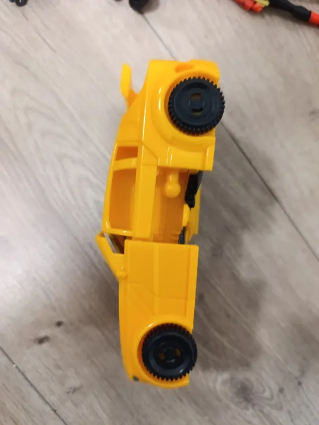 Lote di vari giocattoli