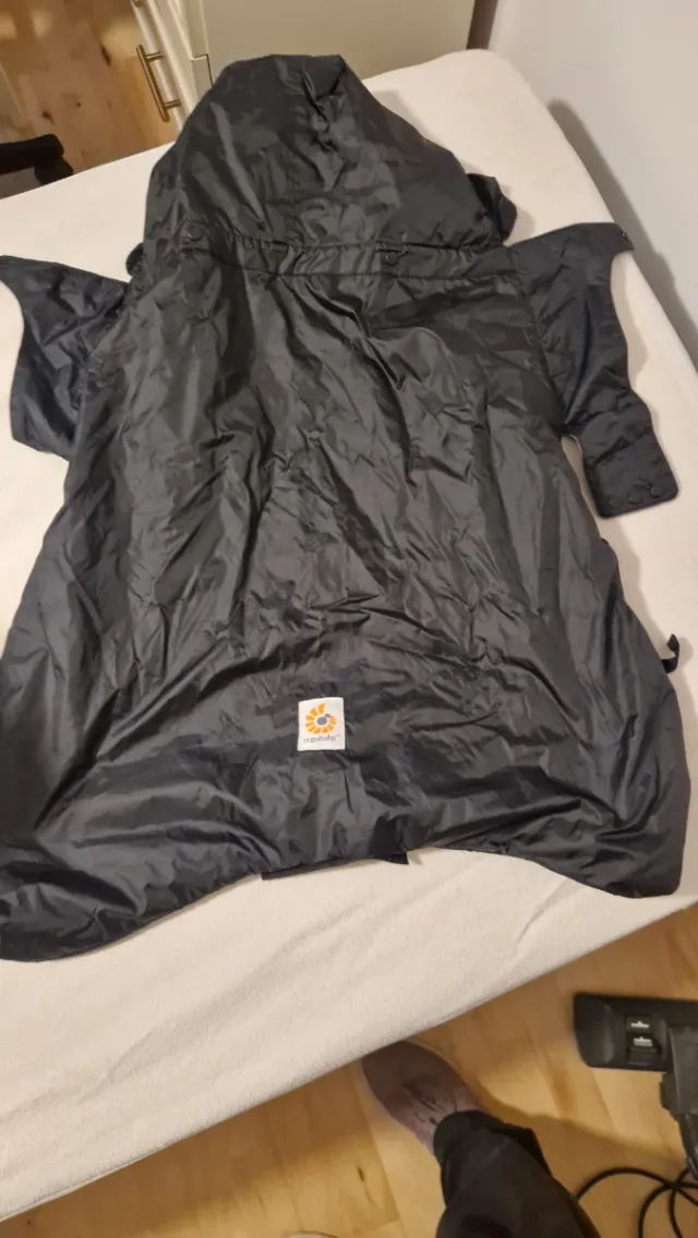 Funda impermeable Ergobaby para mochila portabebés