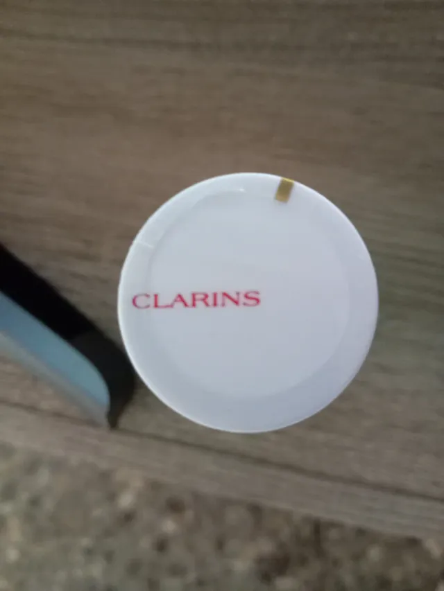 Desmaquillante ojos sensibles de Clarins