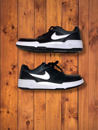 Nike Full Force LO Negro Blanco Talla 42