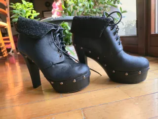 Scarpe Iron First Lacey Days Nere