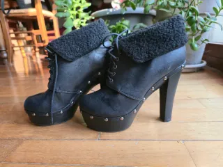 Scarpe Iron First Lacey Days Nere