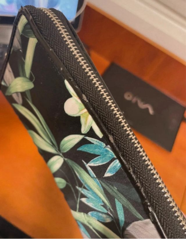 Set peluche cuore, portafoglio e occhiali