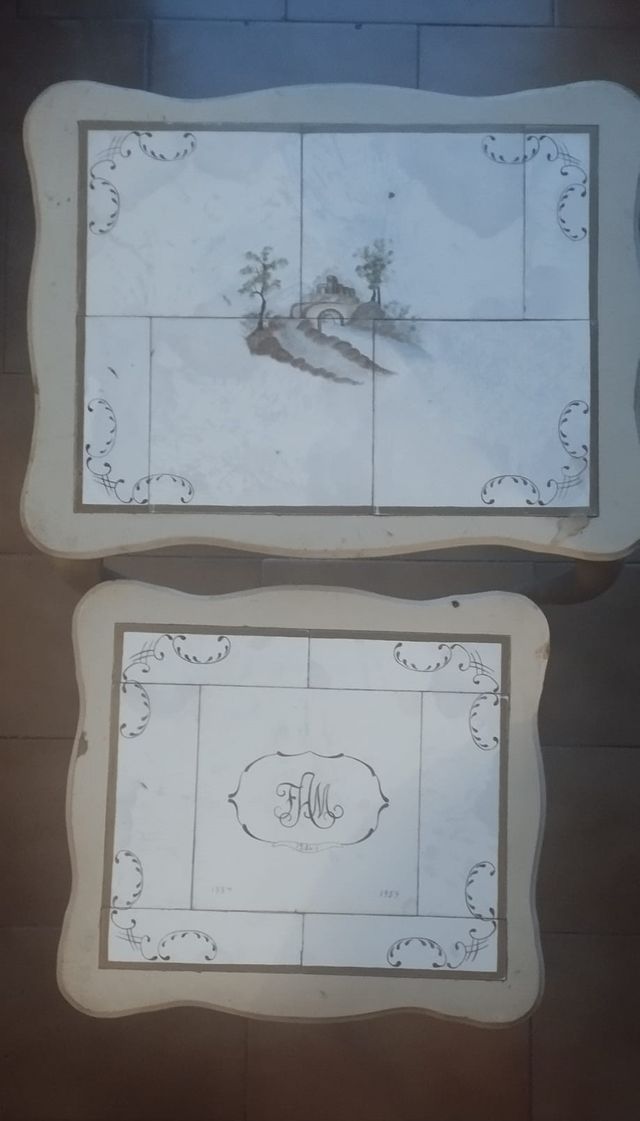Juego 2 mesas auxiliares vintage azulejos