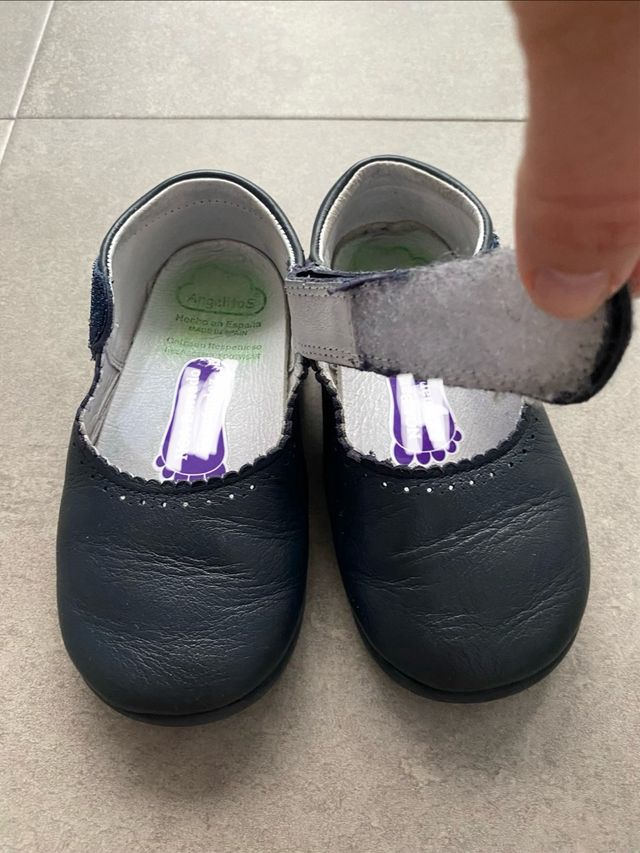 Merceditas respetuosas azul marino T25