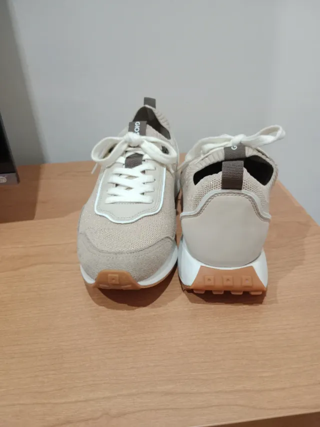 Zapatillas Gioseppo Mujer Beige
