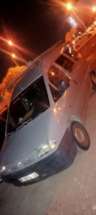 Se vende furgoneta lo cambio motor así 3 meses