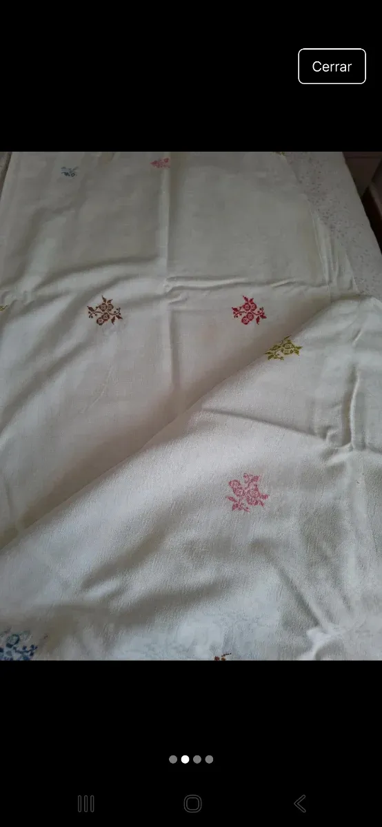 Mantelería antigua algodón bordada