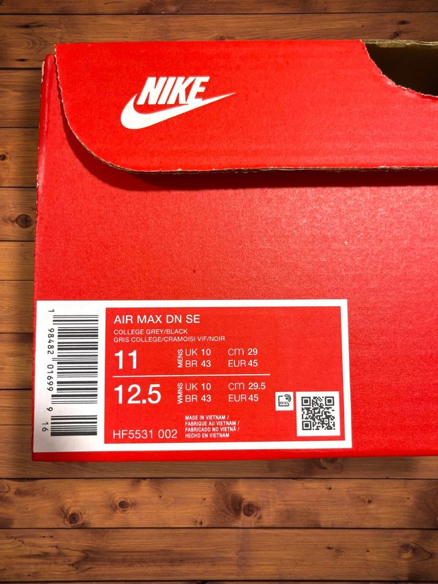 Nike Air Pegasus 2005 Plata Y2K