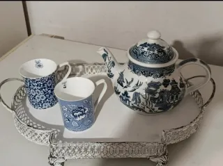 Set tè: 2 tazze e teiera con vassoio shabby chic