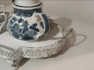 Set tè: 2 tazze e teiera con vassoio shabby chic