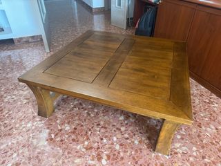 Mesa DE CENTRO baja cuadrada MAORI de Hévea