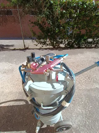 Calderín de Gotelet Jafe,y pistola Jafe.