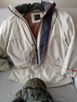 Trenca caballero Corte Inglés T.50 + regalo gorro.