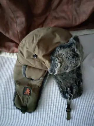 Trenca caballero Corte Inglés T.50 + regalo gorro.