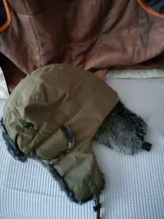 Trenca caballero Corte Inglés T.50 + regalo gorro.