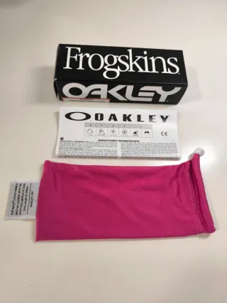 Funda Oakley Frogskins Rosa Sin Estrenar