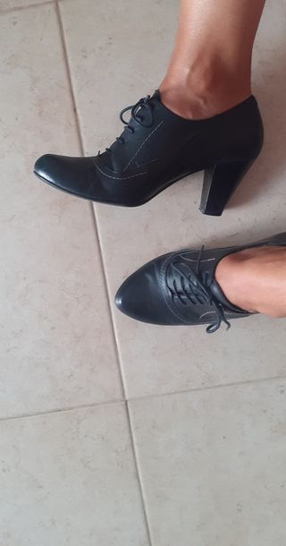Zapato abotinado piel cordones negro talla 36