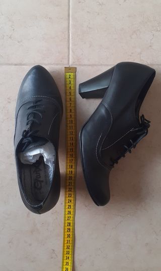 Zapato abotinado piel cordones negro talla 36