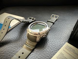 Ordenador de buceo Suunto Stinger.