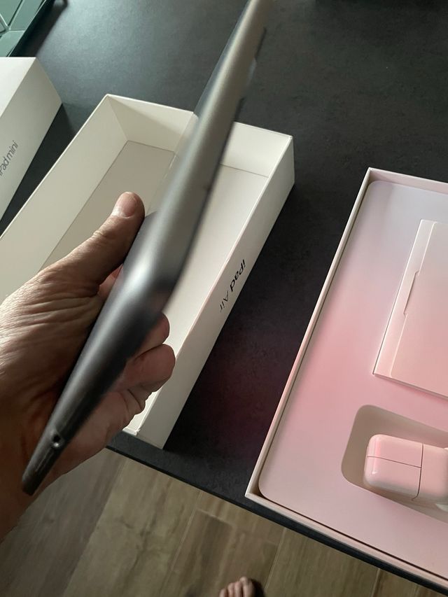 iPad Air cinza espacial 16 GB