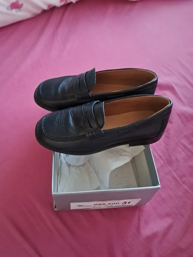 Zapatos de piel para niño talla 31