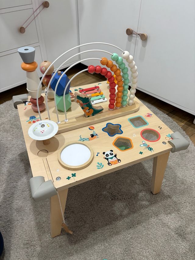 Mesa de actividades para bebé Vertbaudet