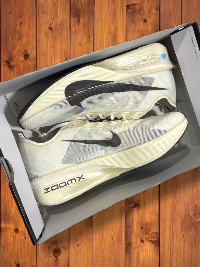 Nike Vaporfly Jakob Ingebrigtsen Beige/Negro