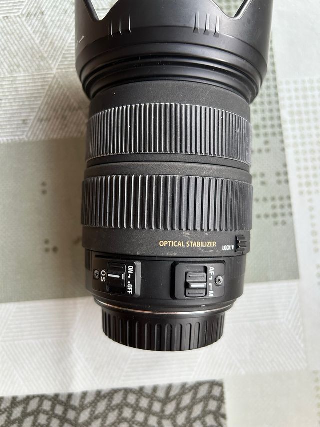 Objetivo Sigma DC 18-200mm f/3.5-6.3 HSM OS