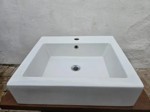 Lavabo Roca con mueble de roble macizo