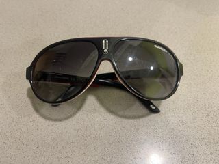 Gafas sol CARRERA negra