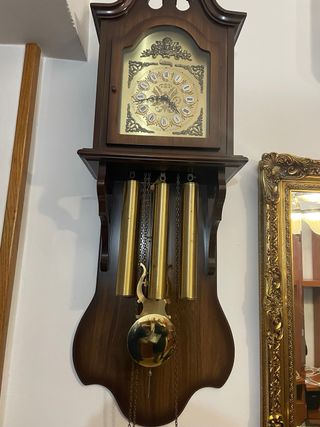 Orologio a Carillon in Legno Scuro