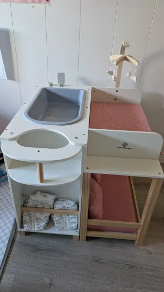 Cambiador, trona, cuna, bañera muñecos Musterking