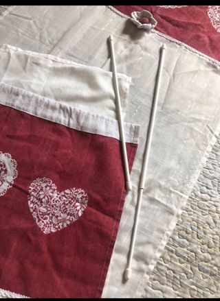 Coppia tendine cuori rosse e bianche